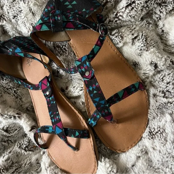 Black Poppy Black Purple Blue Tribal Print Sandal - Picture 2 of 5